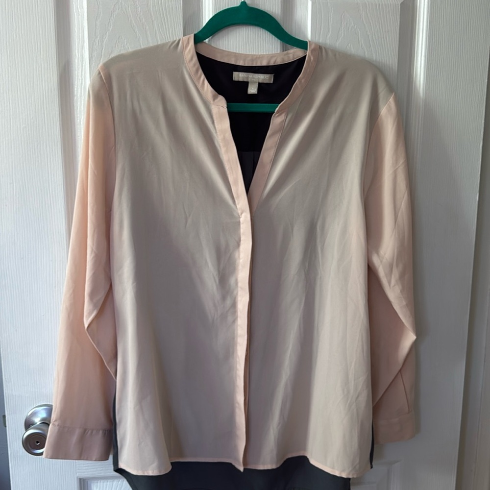 Tri color blouse blush, gray and black with hidden buttons